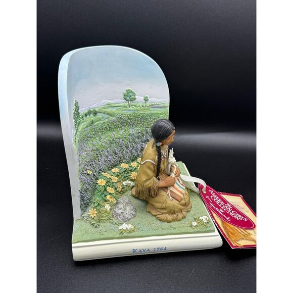KAYA 1764 Bookend The American Girl Collection Hallmark Figurine Statue - Picture 4 of 11